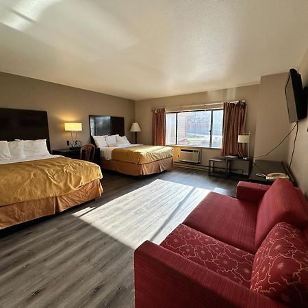Rodeway Inn & Suites Madison East מראה חיצוני תמונה