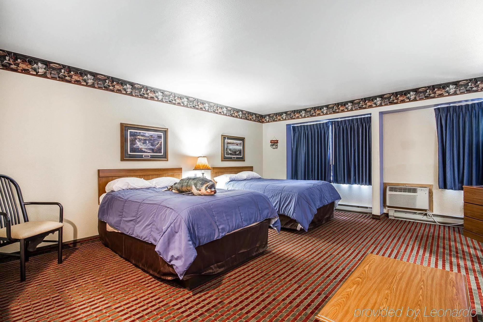 Rodeway Inn & Suites Madison East מראה חיצוני תמונה